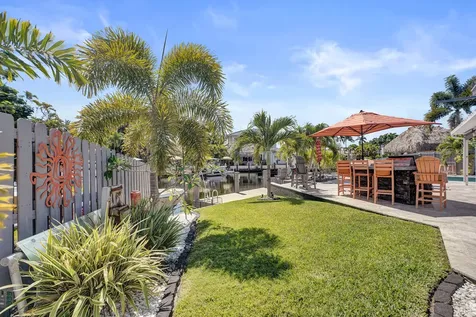 1221 SE 3rd Avenue Pompano Beach FL 33060