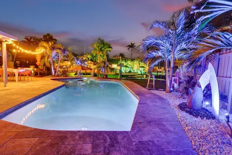1221 SE 3rd Avenue Pompano Beach FL 33060