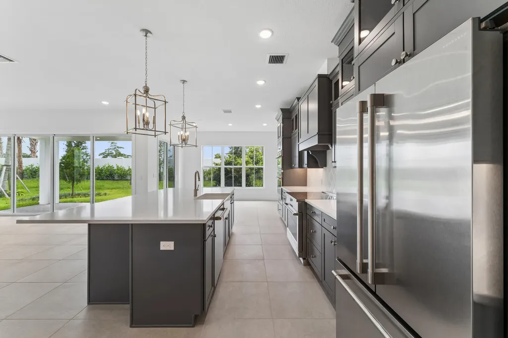 122 Parkside Way Royal Palm Beach FL 33414