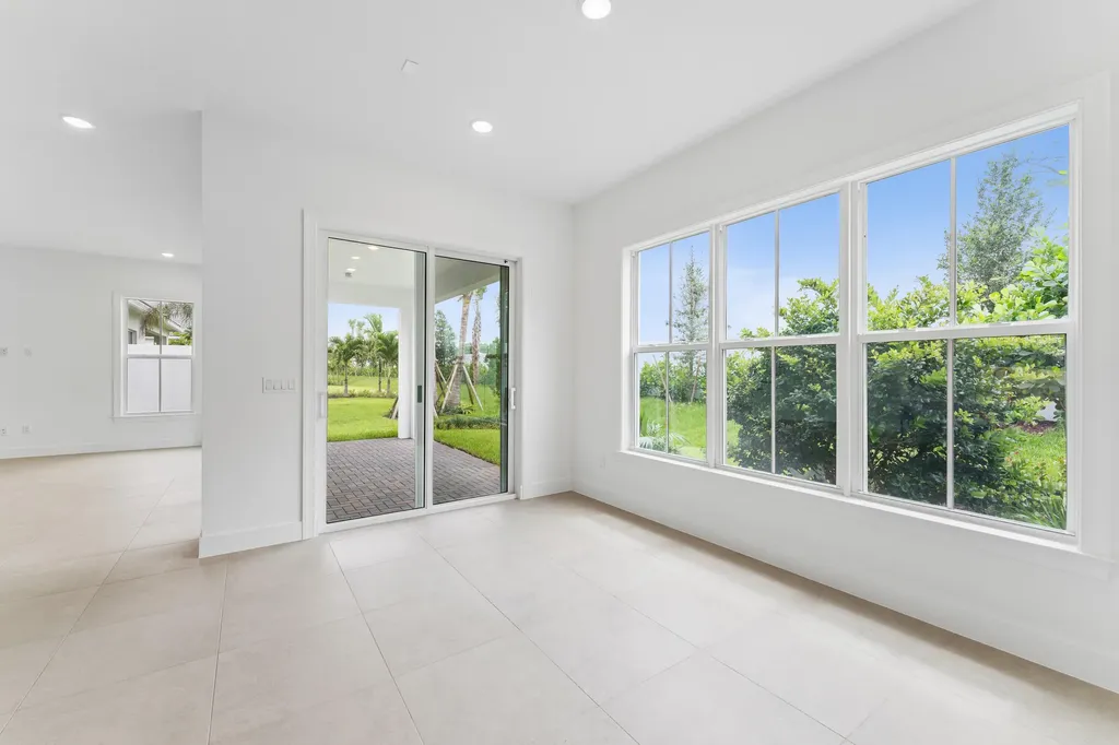 122 Parkside Way Royal Palm Beach FL 33414