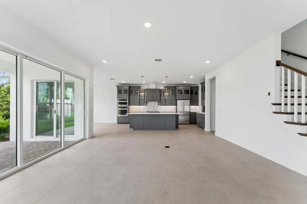 122 Parkside Way Royal Palm Beach FL 33414