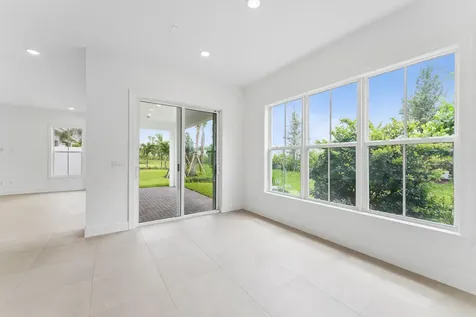 122 Parkside Way Royal Palm Beach FL 33414