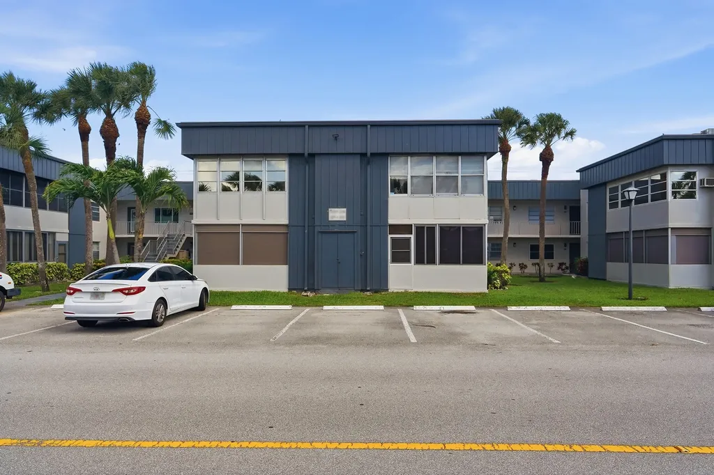 226 E Normandy Delray Beach FL 33484