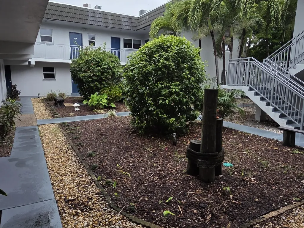 1001 SE 16th Street Fort Lauderdale FL 33316
