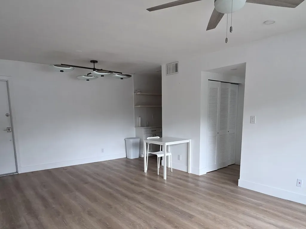 1001 SE 16th Street Fort Lauderdale FL 33316