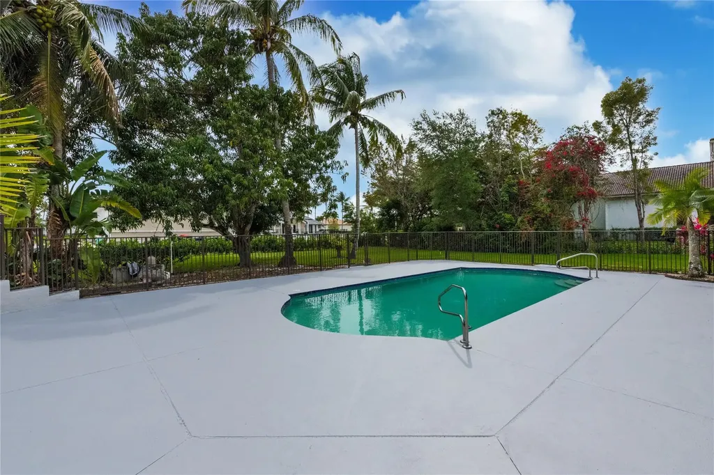 2090 Windsock Way Wellington FL 33414