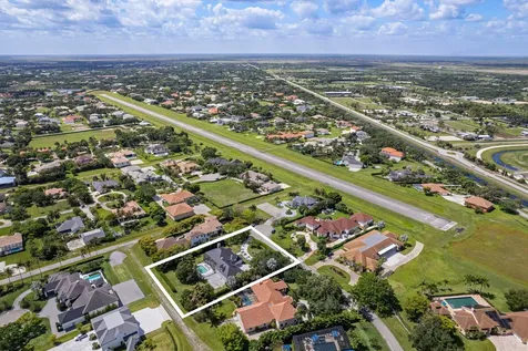 2090 Windsock Way Wellington FL 33414