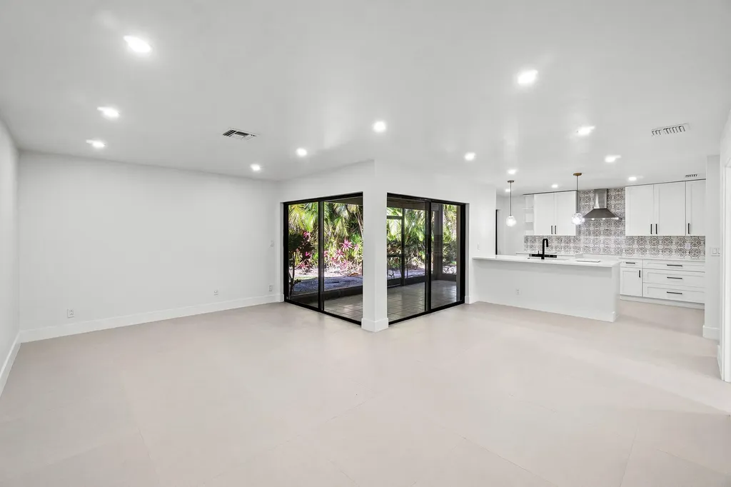 5944 Forest Grove Drive Boynton Beach FL 33437
