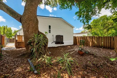 13431 SW 9th Court Davie FL 33325