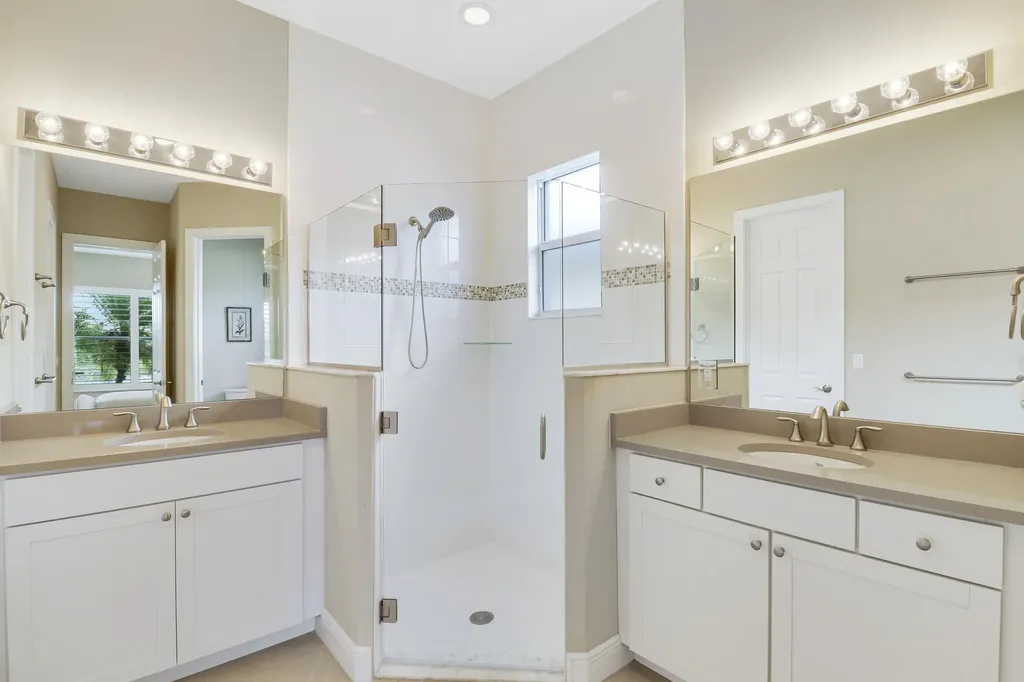 20037 SW Caserta Way Port St Lucie FL 34986