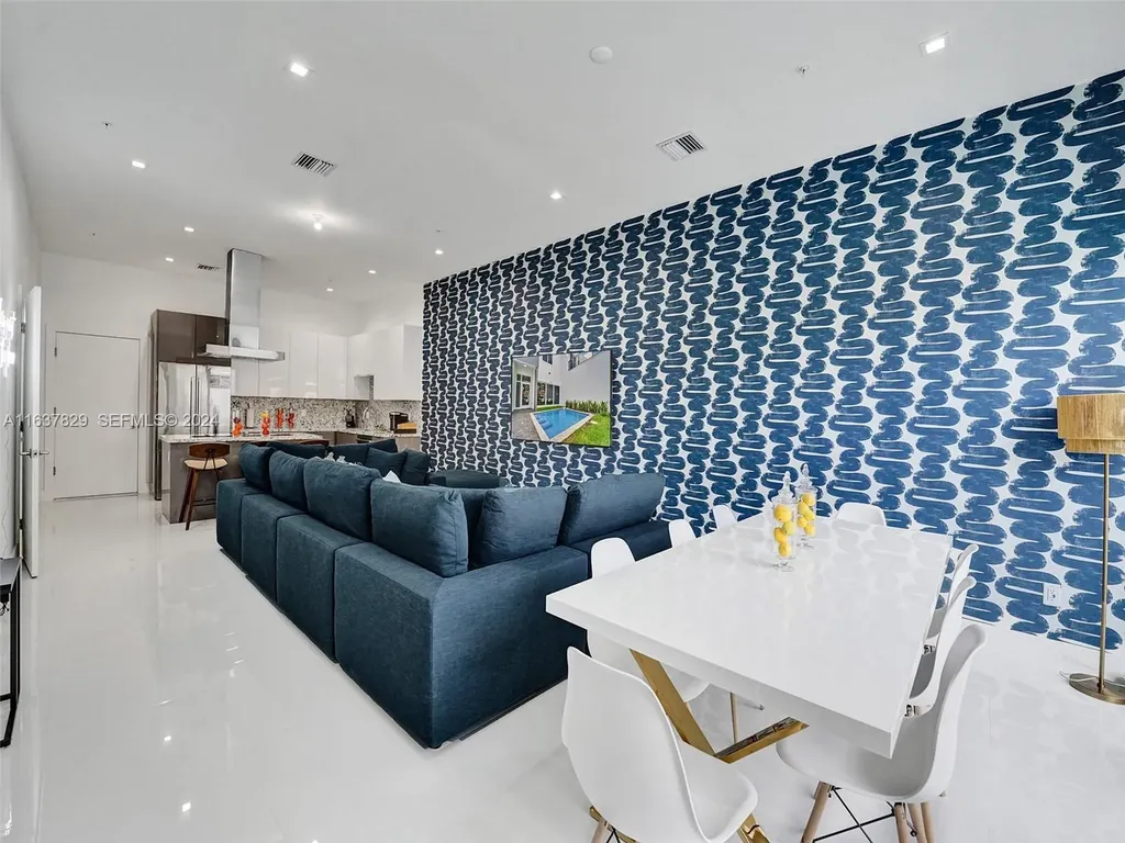 1222 NE 15th Avenue Fort Lauderdale FL 33304