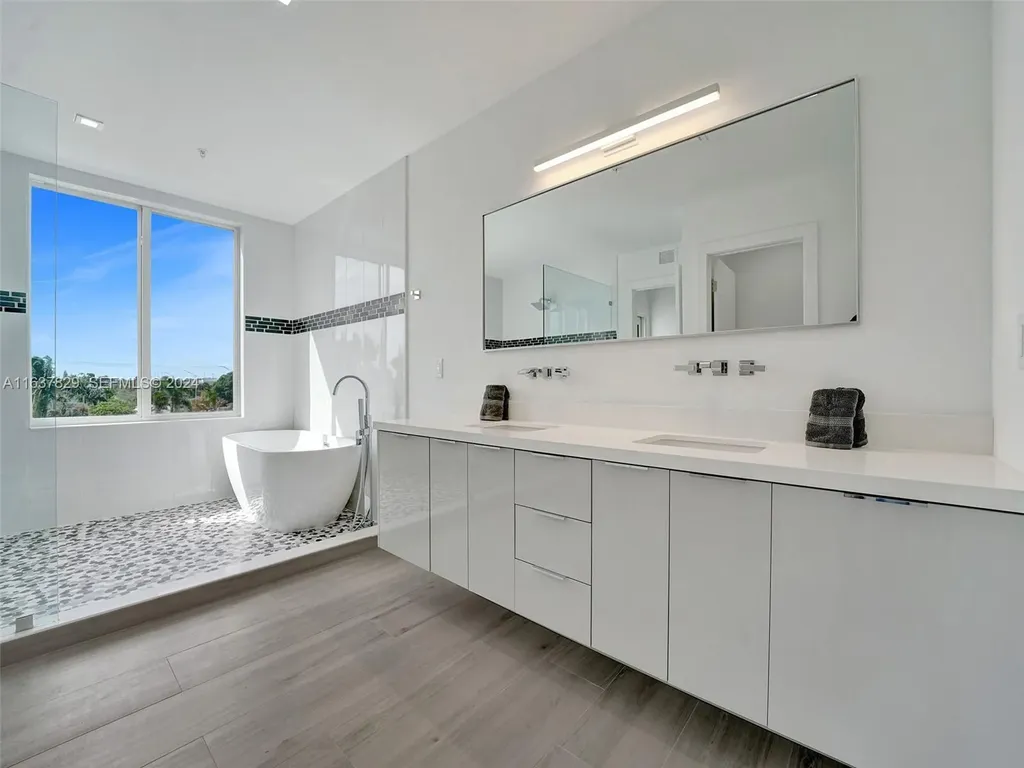 1222 NE 15th Avenue Fort Lauderdale FL 33304