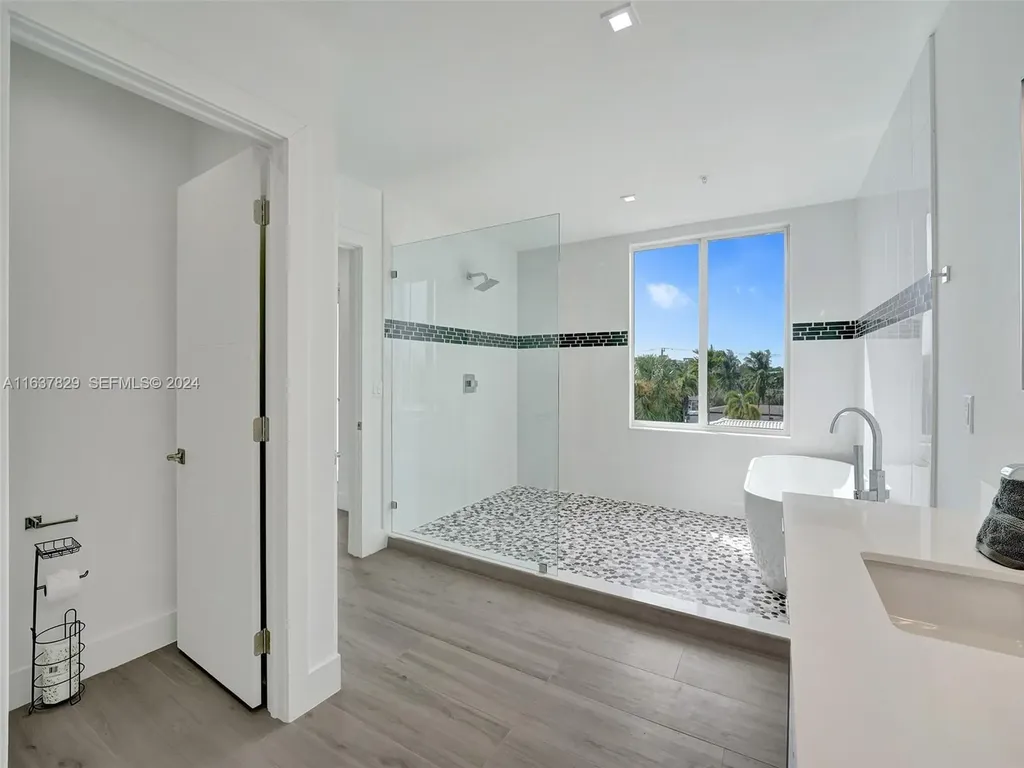 1222 NE 15th Avenue Fort Lauderdale FL 33304