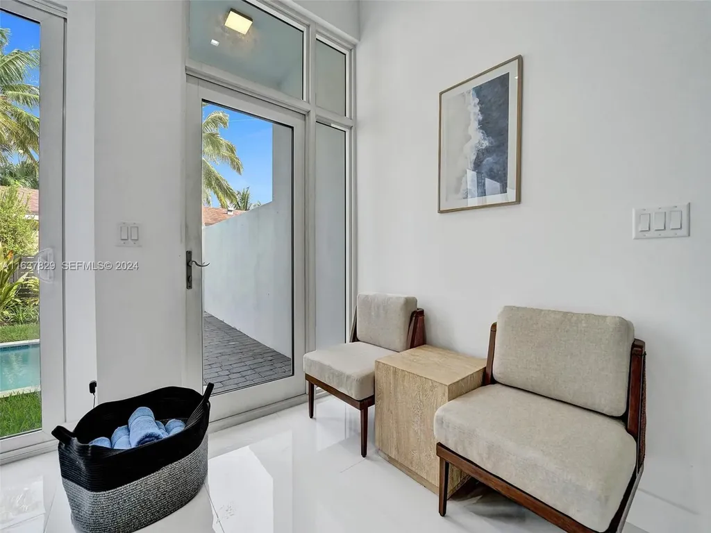 1222 NE 15th Avenue Fort Lauderdale FL 33304