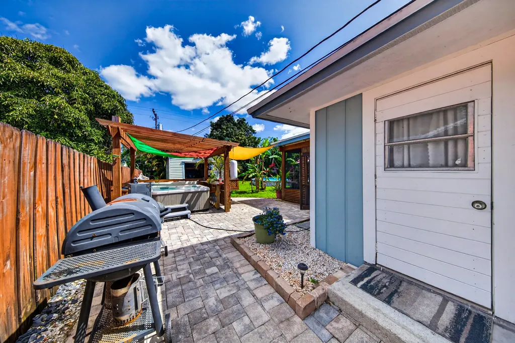 5135 Palm Ridge Boulevard Delray Beach FL 33484
