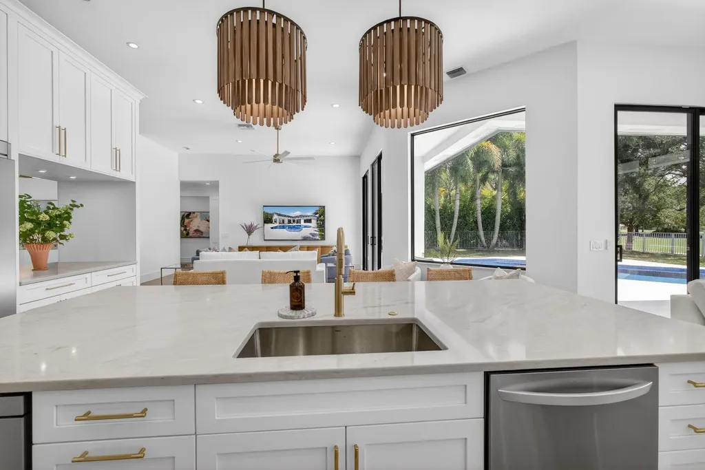 2725 Seneca Circle West Palm Beach FL 33409