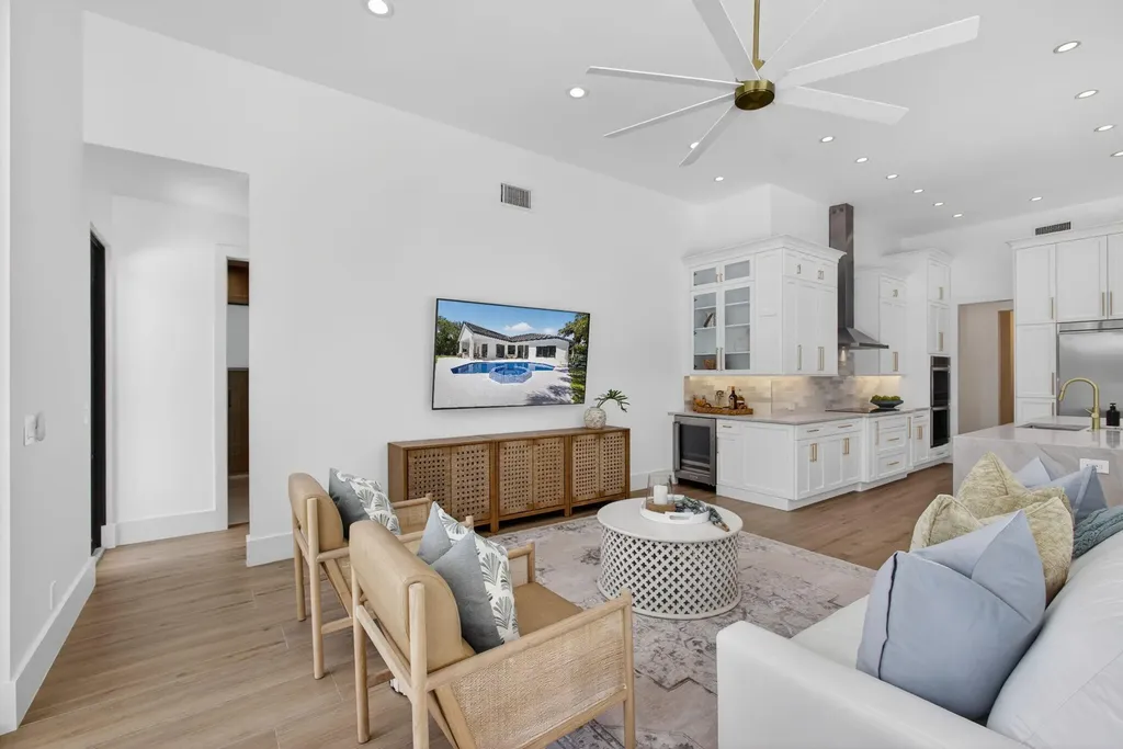 2725 Seneca Circle West Palm Beach FL 33409