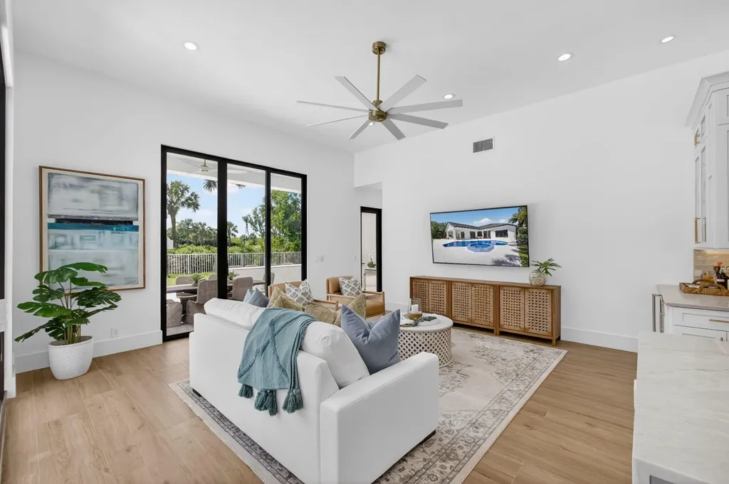 2725 Seneca Circle West Palm Beach FL 33409