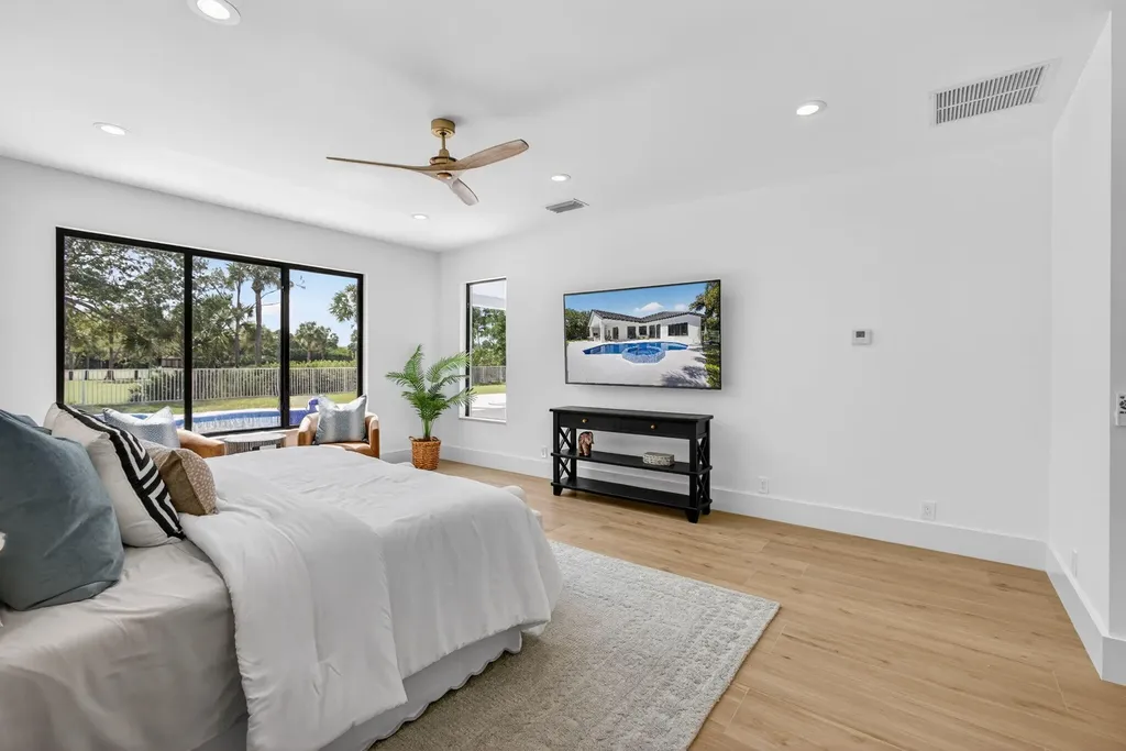 2725 Seneca Circle West Palm Beach FL 33409