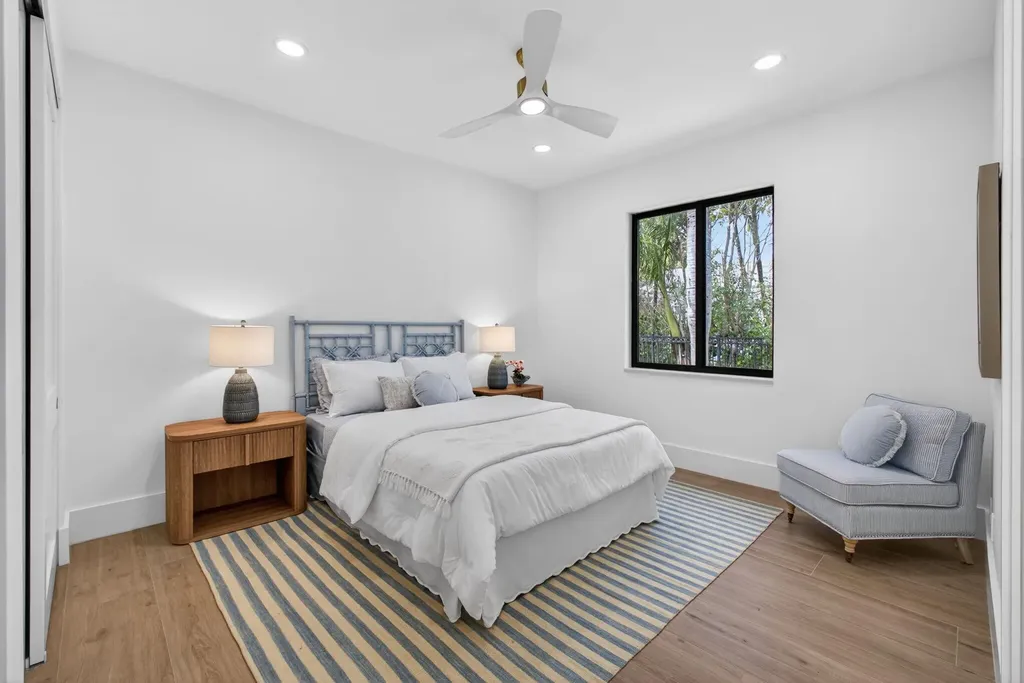 2725 Seneca Circle West Palm Beach FL 33409