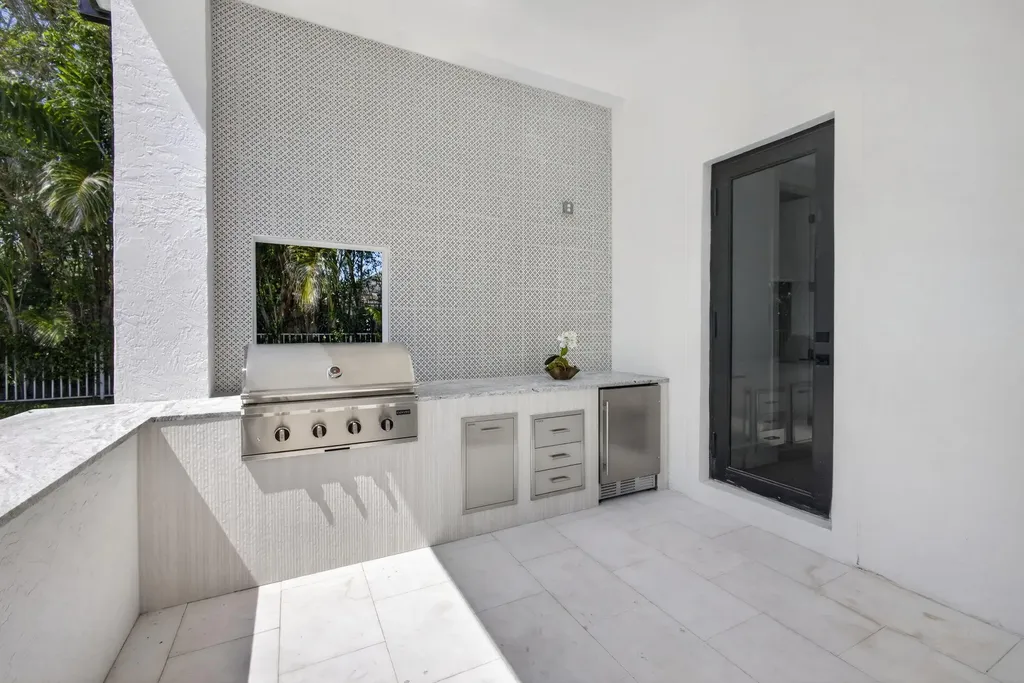 2725 Seneca Circle West Palm Beach FL 33409