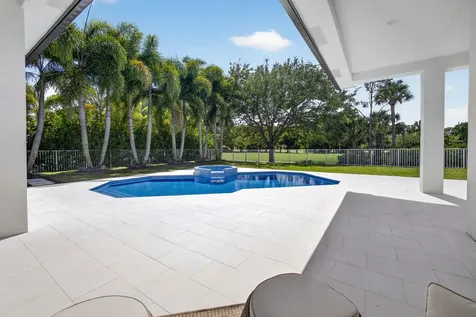 2725 Seneca Circle West Palm Beach FL 33409