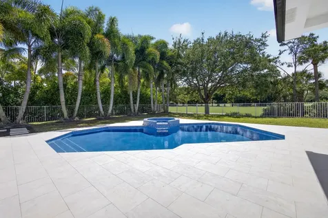2725 Seneca Circle West Palm Beach FL 33409