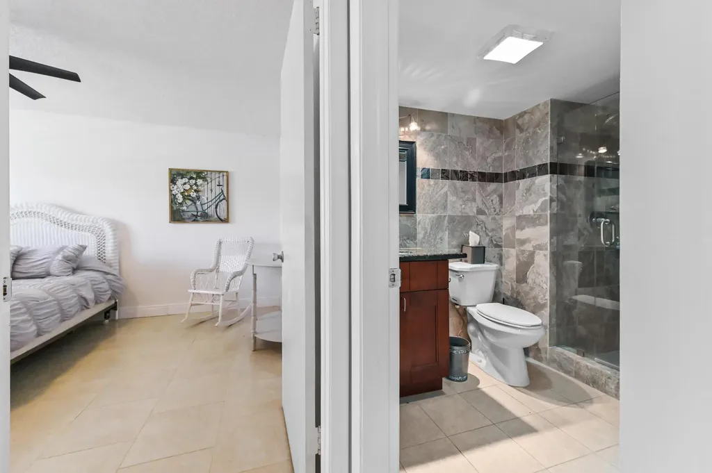 21215 Lago Circle Boca Raton FL 33433