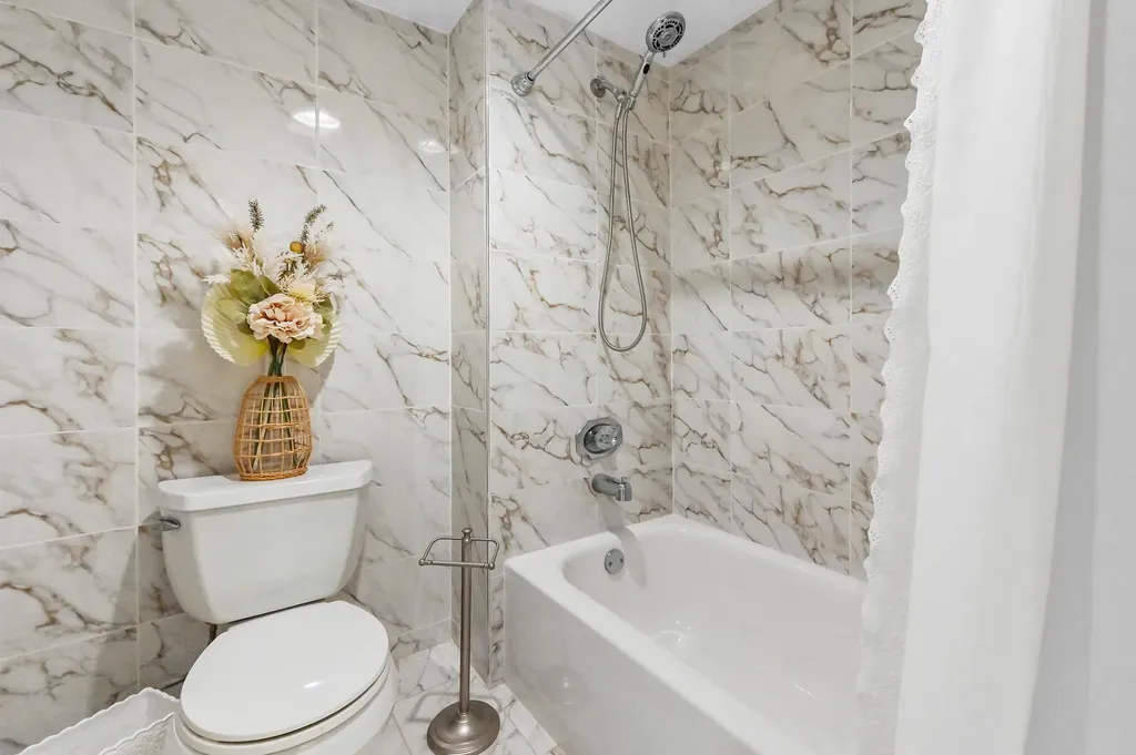 21215 Lago Circle Boca Raton FL 33433