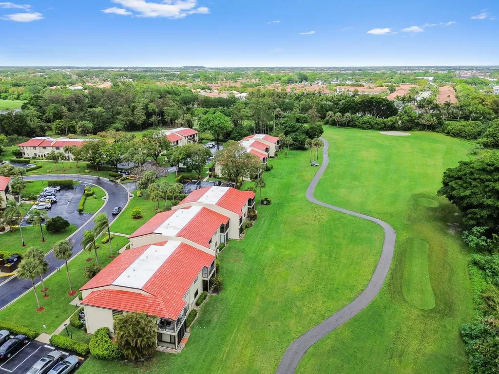 21215 Lago Circle Boca Raton FL 33433