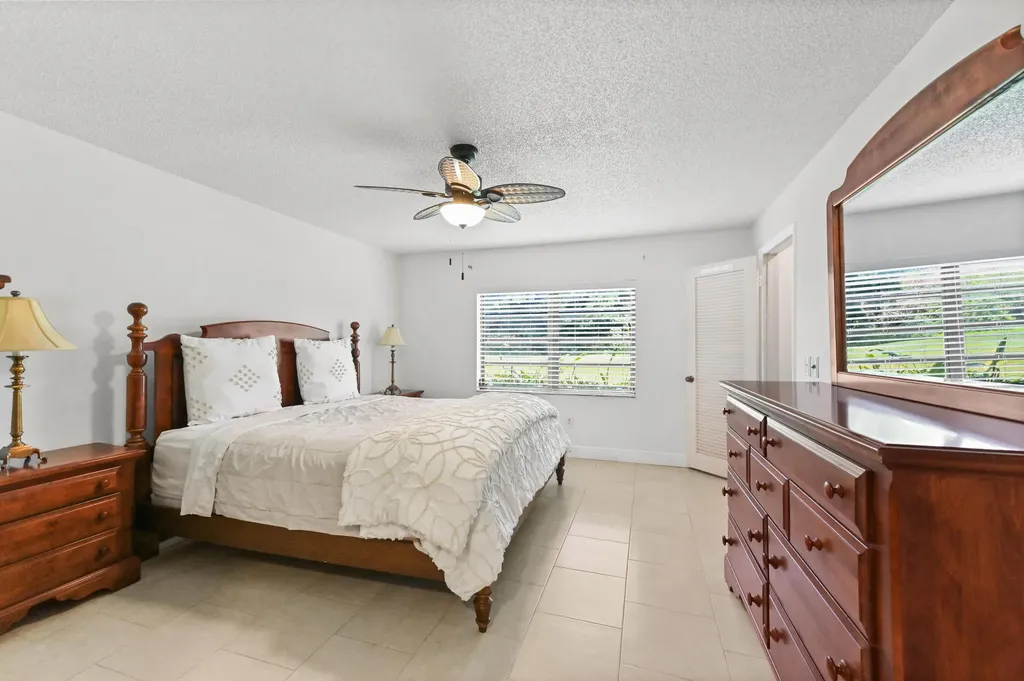 21215 Lago Circle Boca Raton FL 33433