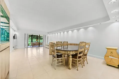 21215 Lago Circle Boca Raton FL 33433