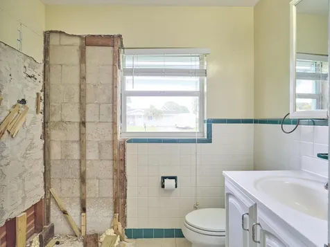 324 Holly Avenue Port St Lucie FL 34952