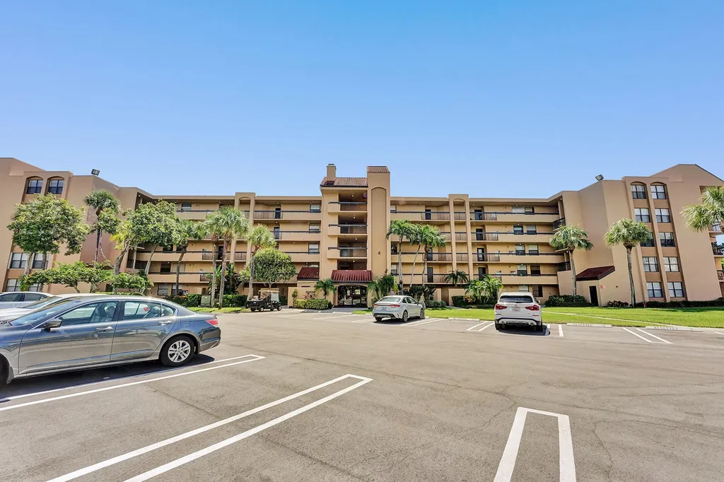 2255 Lindell Boulevard Delray Beach FL 33444