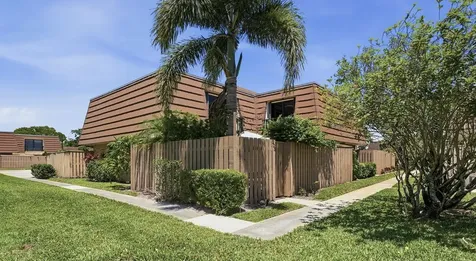 223 2nd Court Palm Beach Gardens FL 33410