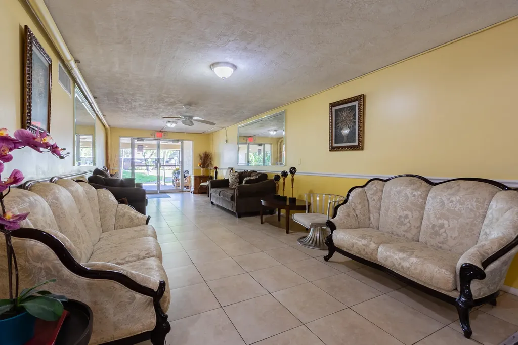 7000 NW 17th Street Plantation FL 33313