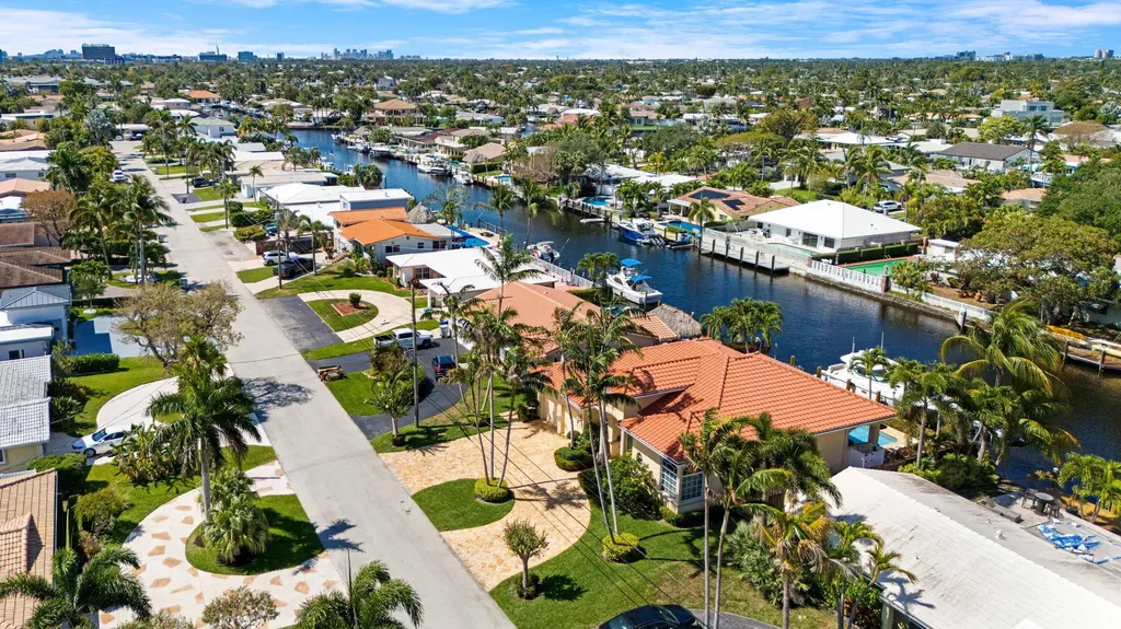 371 SE 15th Avenue Pompano Beach FL 33060