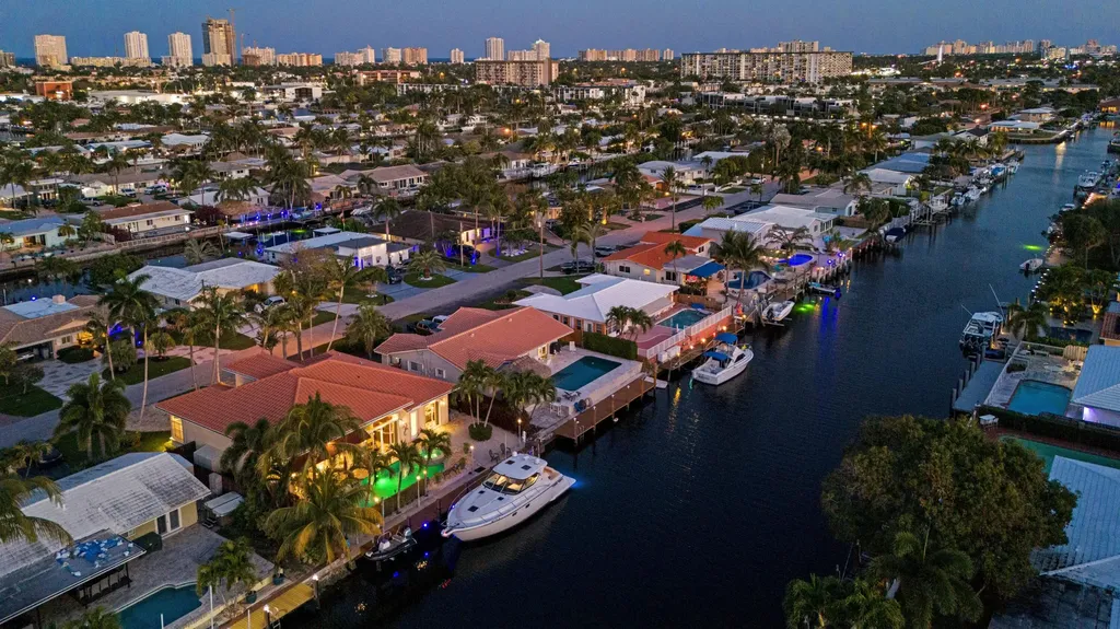 371 SE 15th Avenue Pompano Beach FL 33060