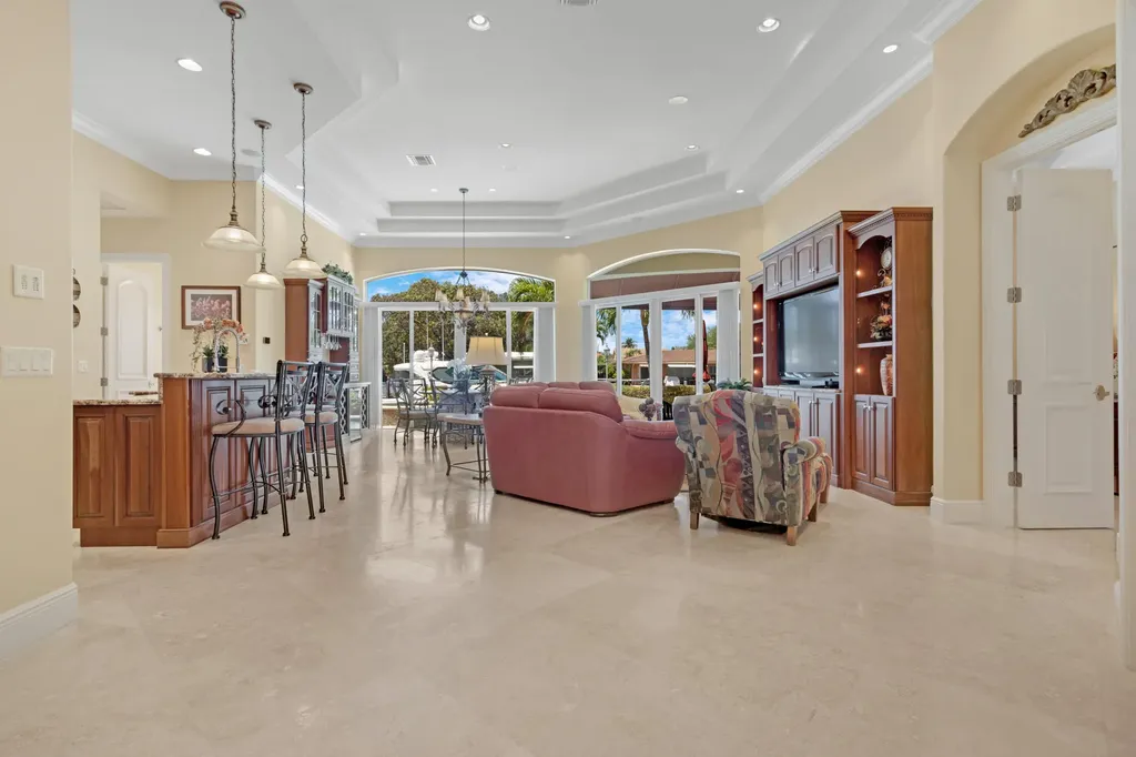 371 SE 15th Avenue Pompano Beach FL 33060