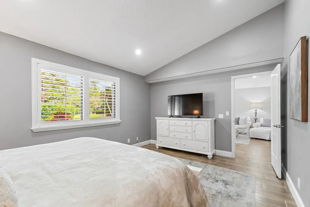 834 Club Drive Palm Beach Gardens FL 33418