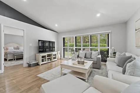 834 Club Drive Palm Beach Gardens FL 33418