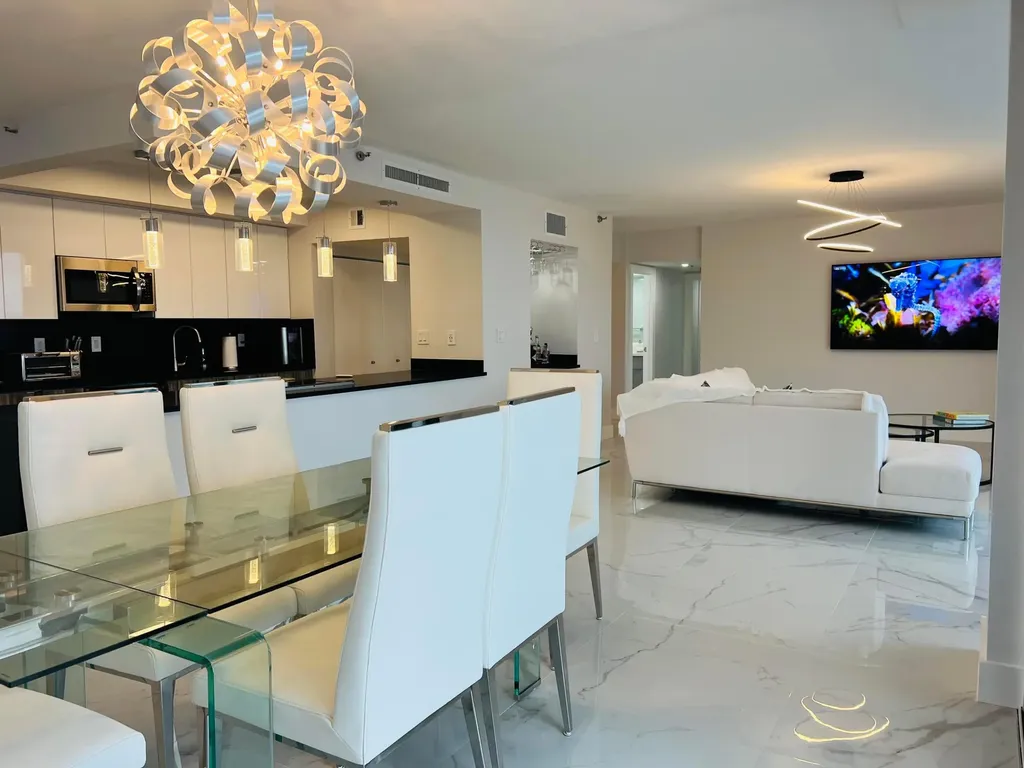 19707 Turnberry Way Aventura FL 33180