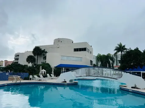 19707 Turnberry Way Aventura FL 33180