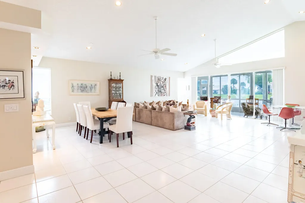 6400 Three Lakes Lane Boynton Beach FL 33437