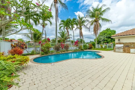712 Verona Court Weston FL 33326