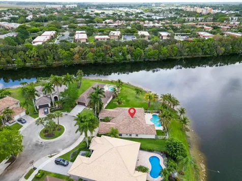 712 Verona Court Weston FL 33326