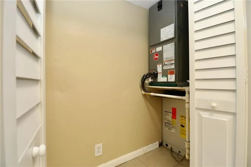 9915 Sandalfoot Boulevard Boca Raton FL 33428