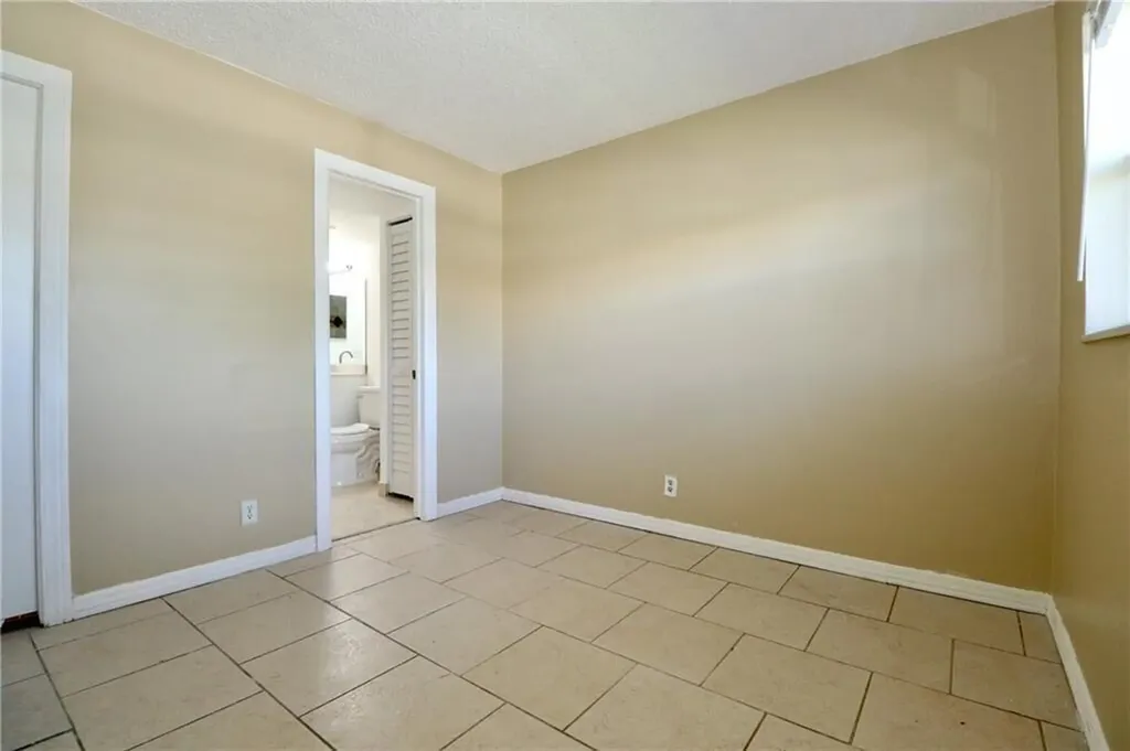 9915 Sandalfoot Boulevard Boca Raton FL 33428