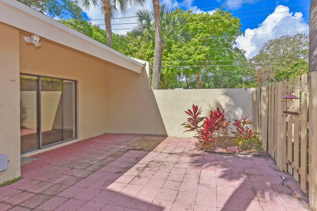 1400 NW 9th Avenue Boca Raton FL 33486