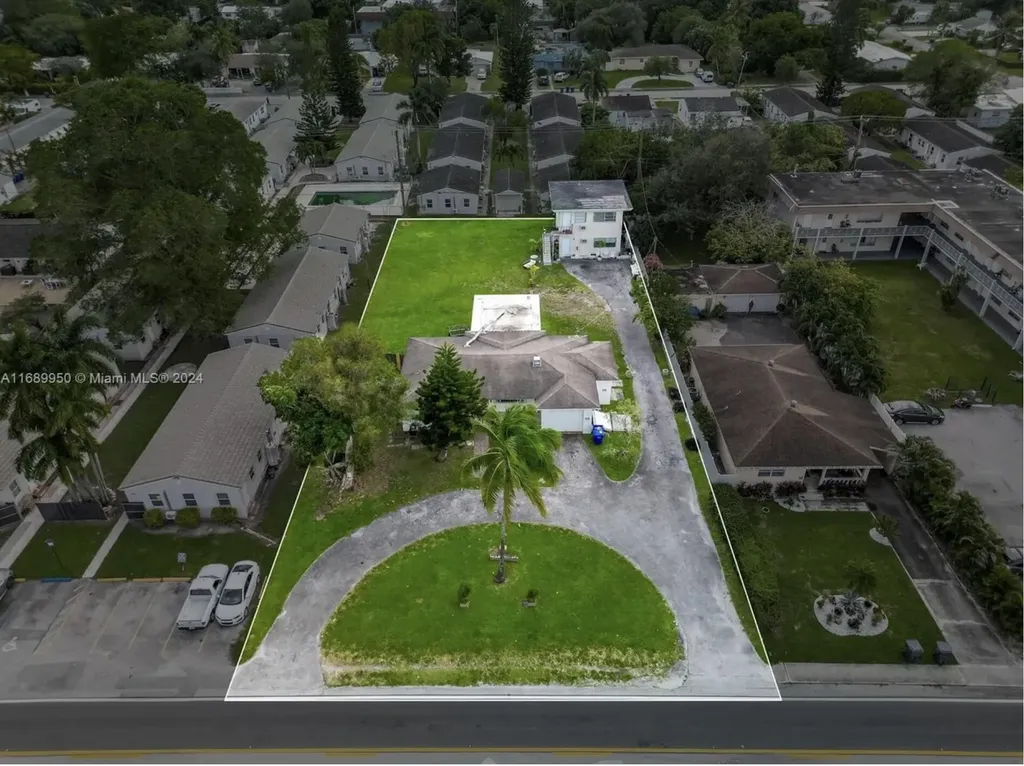 2646 Johnson Street Hollywood FL 33020